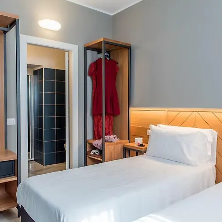 Casa Mia 4*